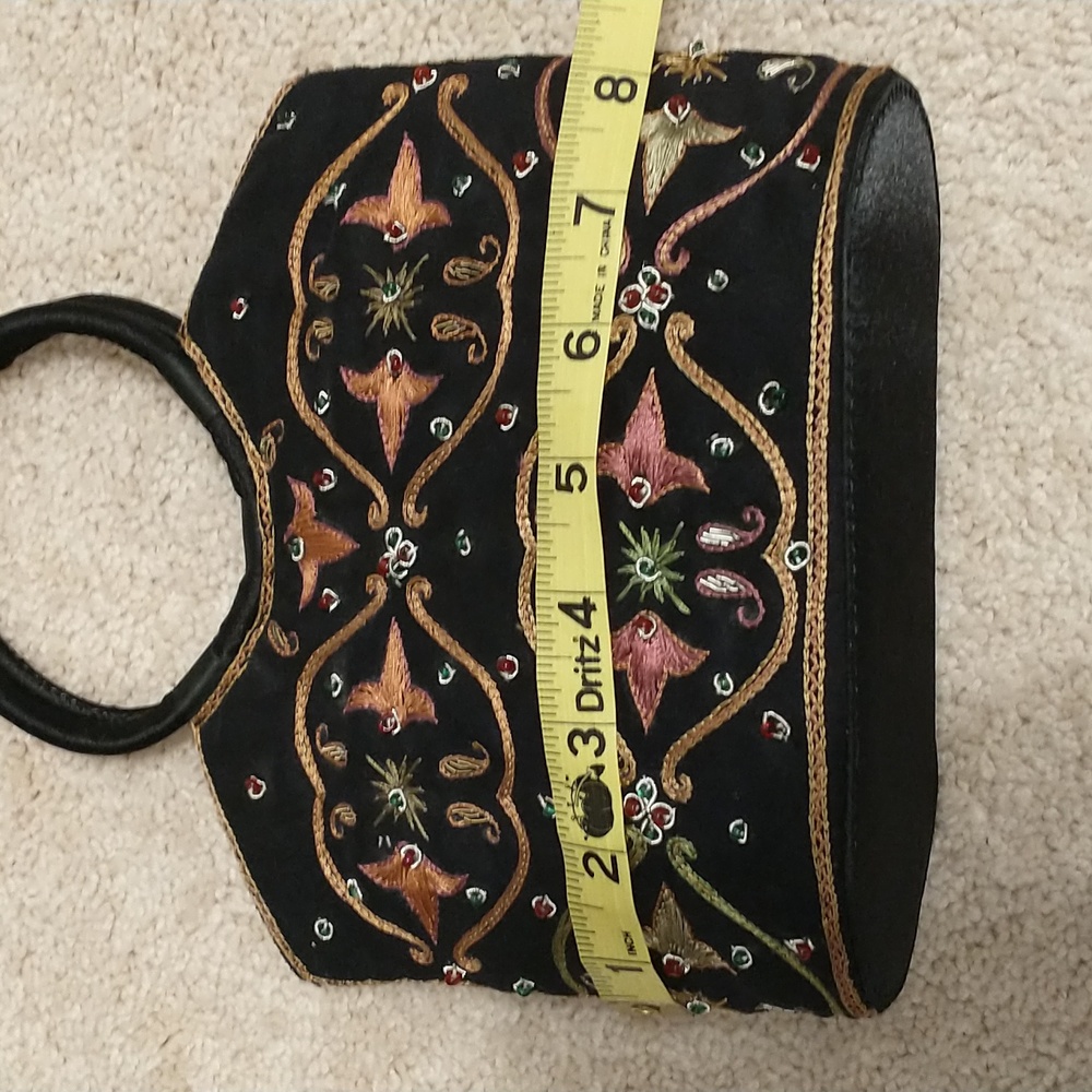 Embroidered Handbag - Picture 7 of 9